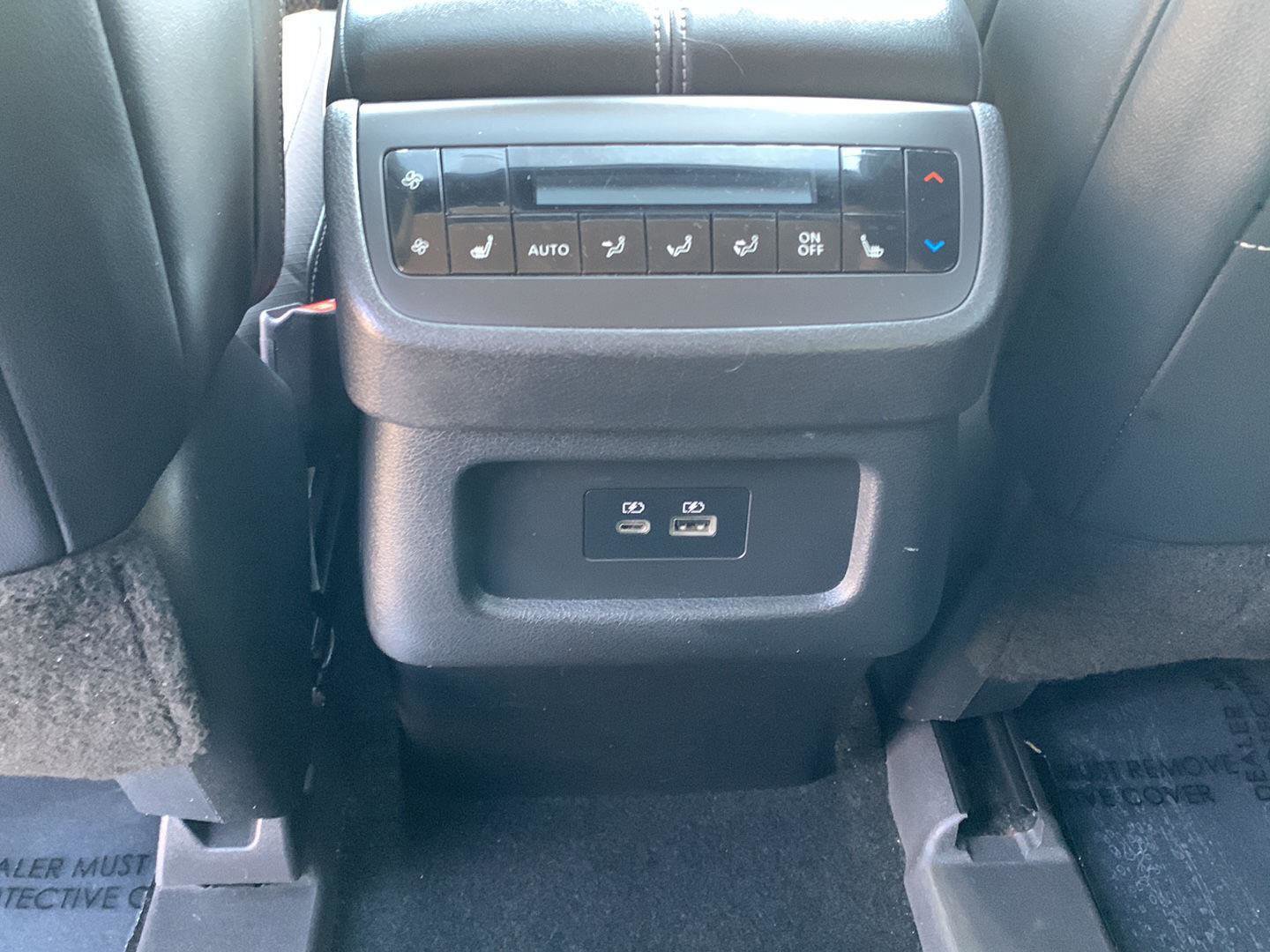 Certified 2022 Nissan Pathfinder SL w/ SL Premium Package image 20