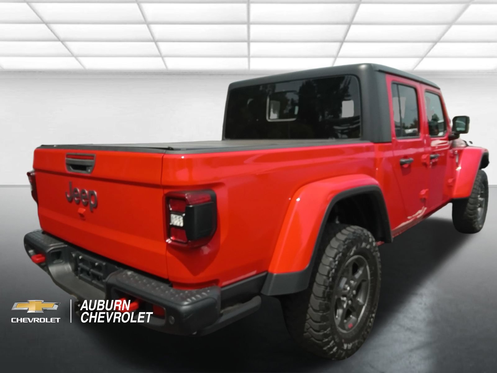 Used 2020 Jeep Gladiator Rubicon AWD/4WD image 3