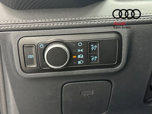 Used 2025 Ford Mustang Premium RWD image 35
