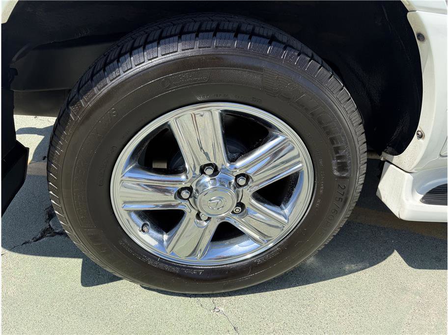 Used 2006 Lexus LX 470 4WD image 19