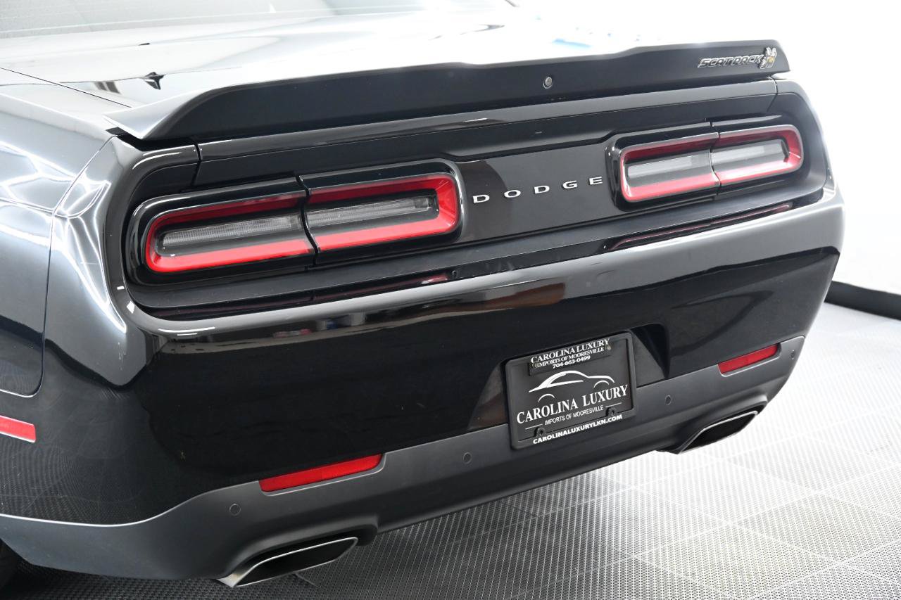 Used 2023 Dodge Challenger R/T Scat Pack RWD image 12