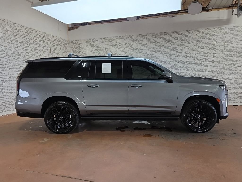 Used 2021 Cadillac Escalade ESV Sport Platinum w/ LPO, ONYX Package AWD/4WD image 6