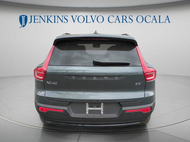 New 2026 Volvo XC40 B5 Plus w/ Protection Package Premier AWD/4WD image 4