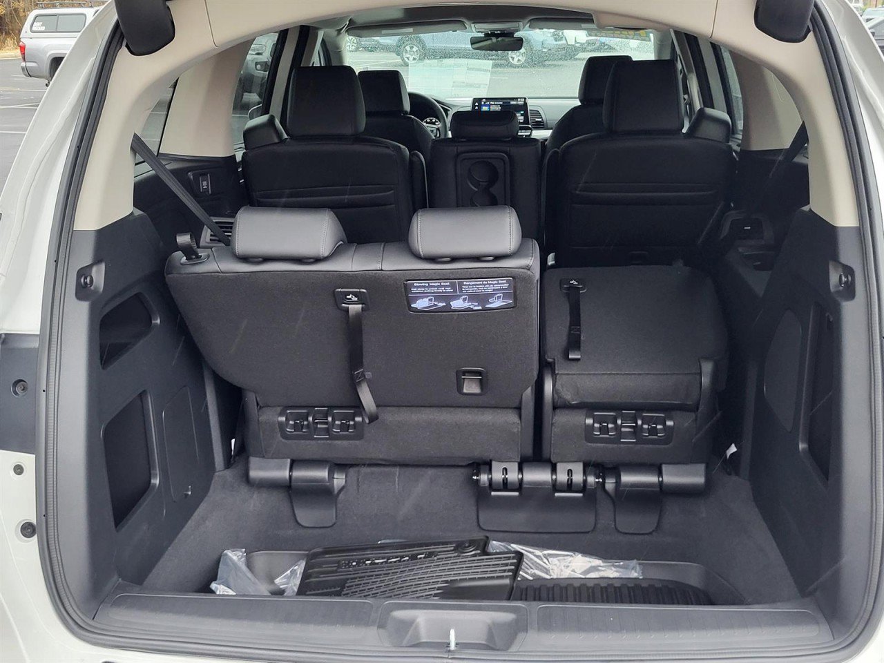 New 2026 Honda Odyssey EX-L image 4