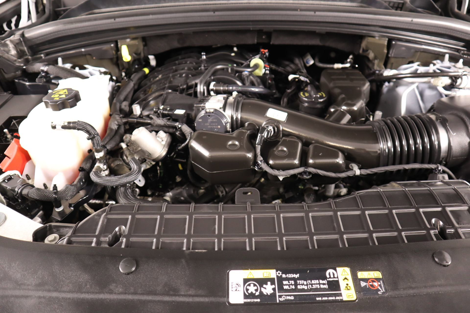 Used 2024 Jeep Grand Cherokee L Limited w/ Luxury Tech Group II image 22