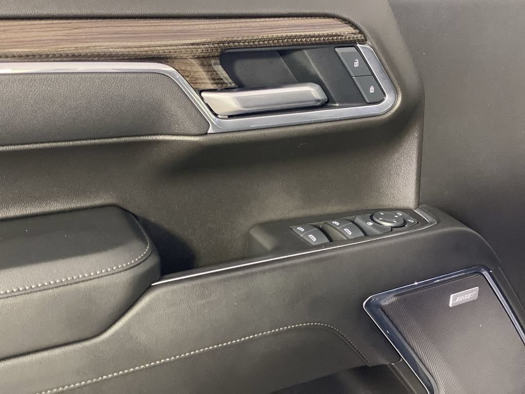 Used 2025 Chevrolet Silverado 1500 LT Trail Boss w/ Convenience Package II AWD/4WD image 29