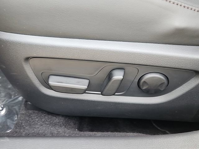 Certified 2025 MAZDA CX-30 AWD 2.5 S w/ Premium Package image 10