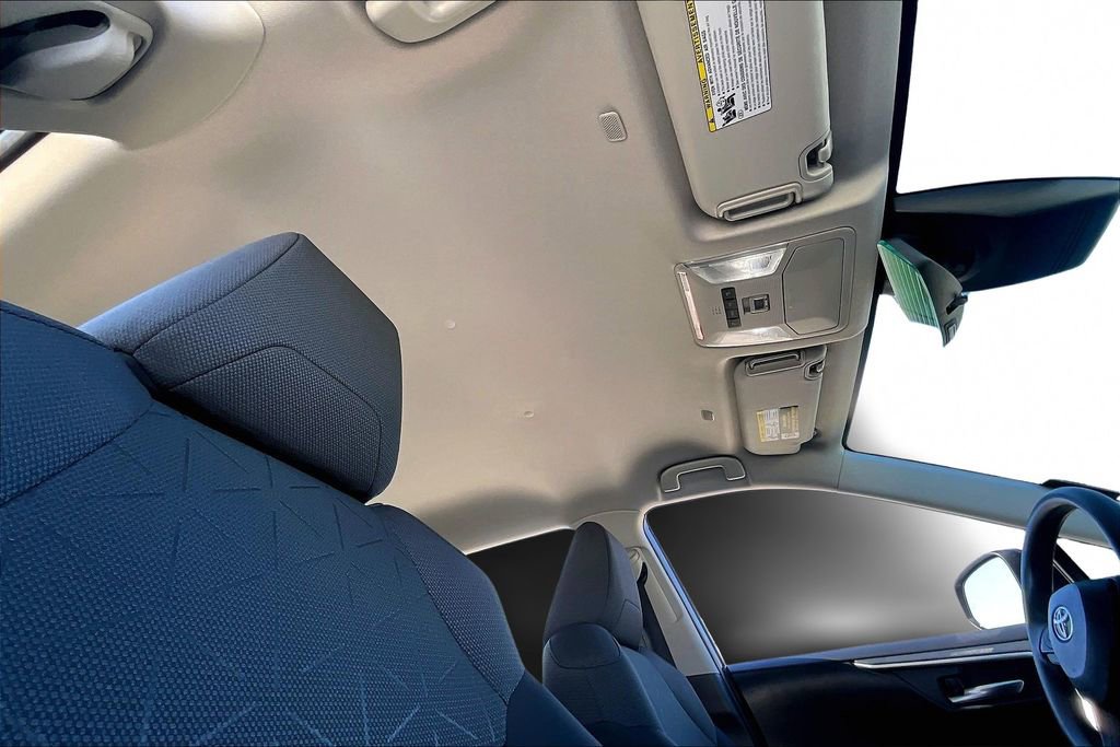 Used 2023 Toyota RAV4 XLE image 22