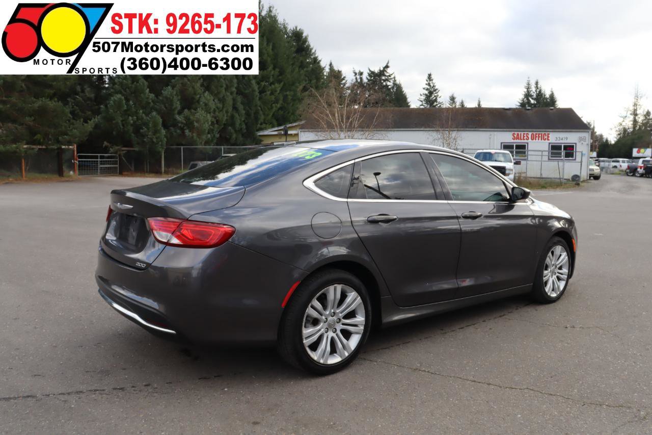 Used 2016 Chrysler 200 Limited w/ Convenience Group image 8