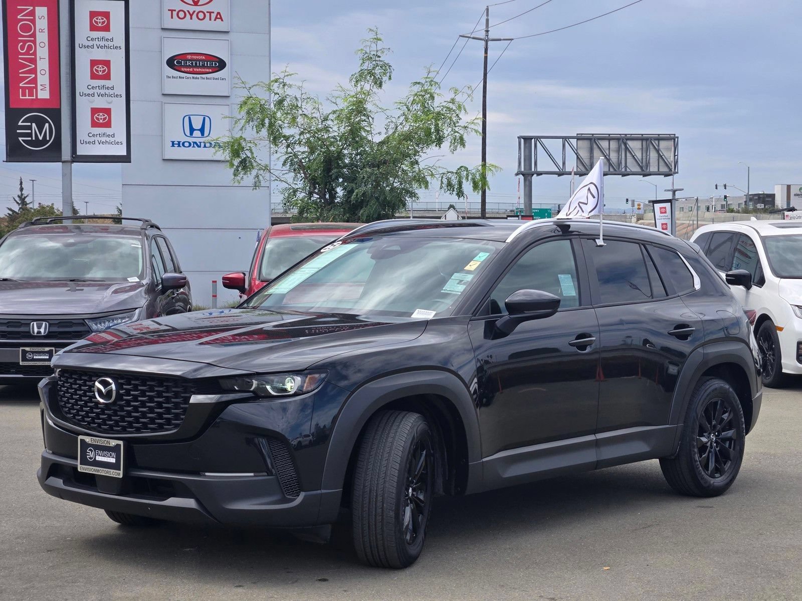 Used 2025 MAZDA CX-50 AWD 2.5 S w/ Preferred Package image 3