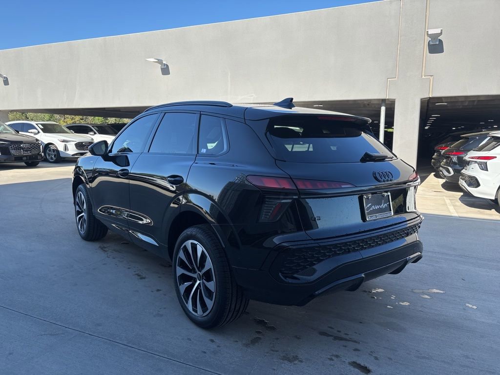 New 2026 Audi Q3 quattro 2.0T AWD/4WD image 8