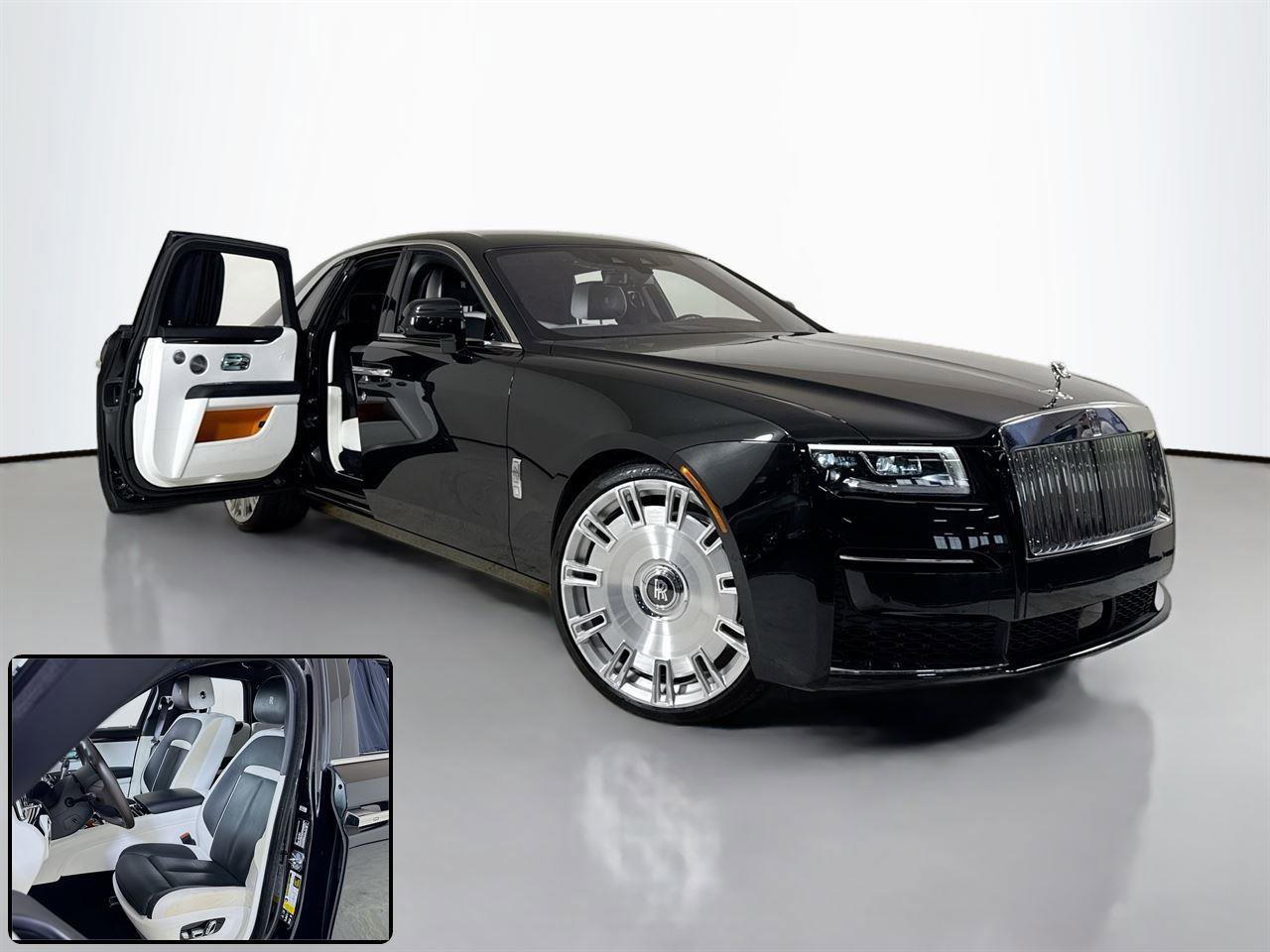 Used 2022 Rolls-Royce Ghost w/ Ghost Package image 2