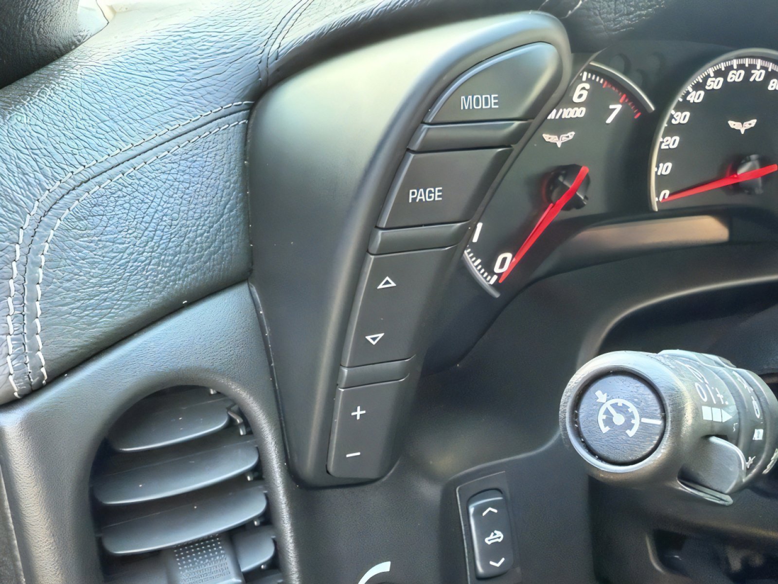 Used 2009 Chevrolet Corvette Convertible w/ Preferred Equipment Group image 31