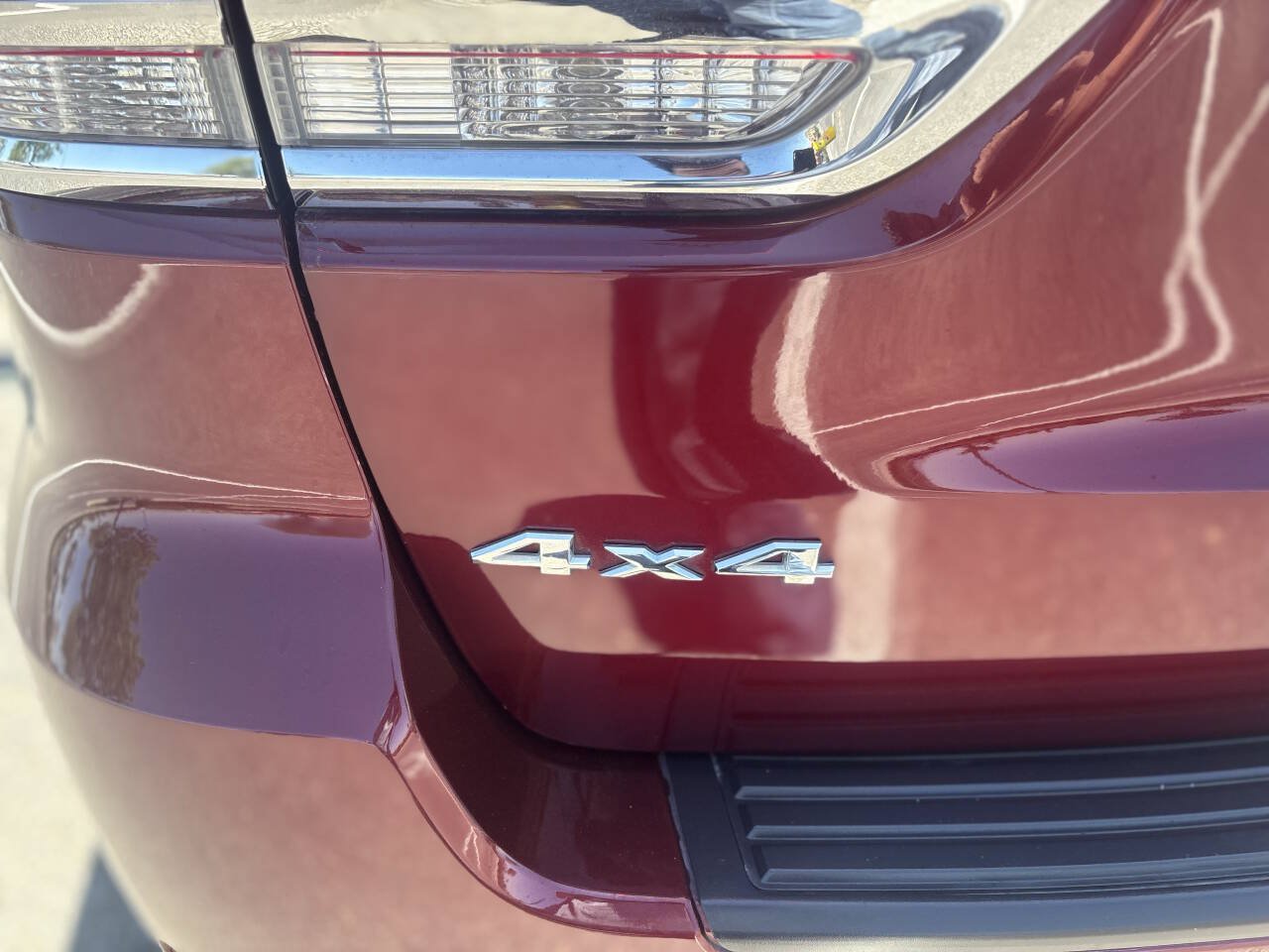 Used 2018 Jeep Grand Cherokee Laredo AWD/4WD image 33