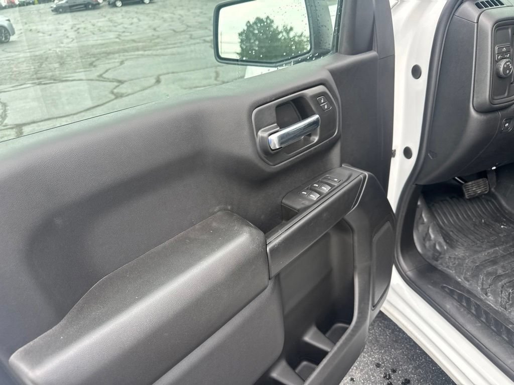 Used 2026 Chevrolet Silverado 1500 W/T w/ Trailering Package RWD image 13