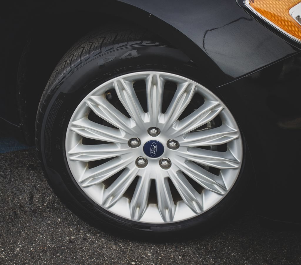 Used 2016 Ford Fusion SE FWD image 27