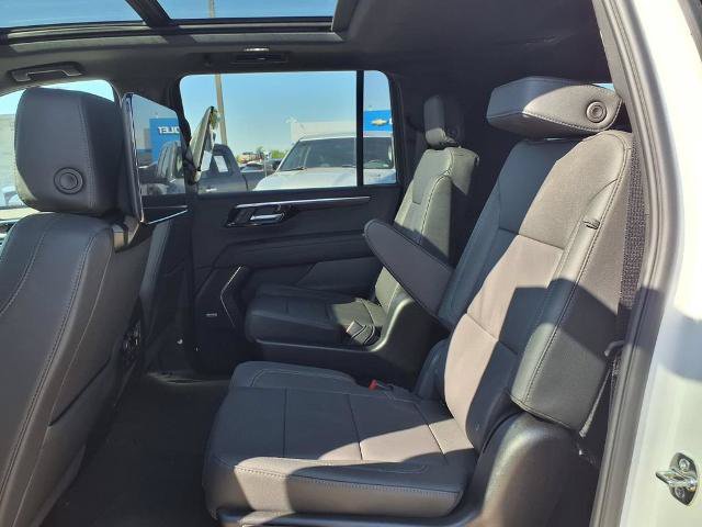 New 2026 Chevrolet Suburban Z71 w/ Z71 Off-Road Package AWD/4WD image 10