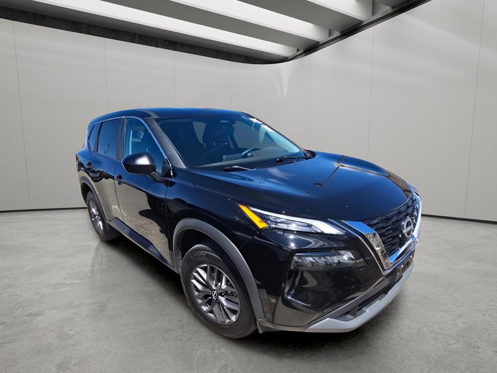 Used 2023 Nissan Rogue S AWD/4WD image 13