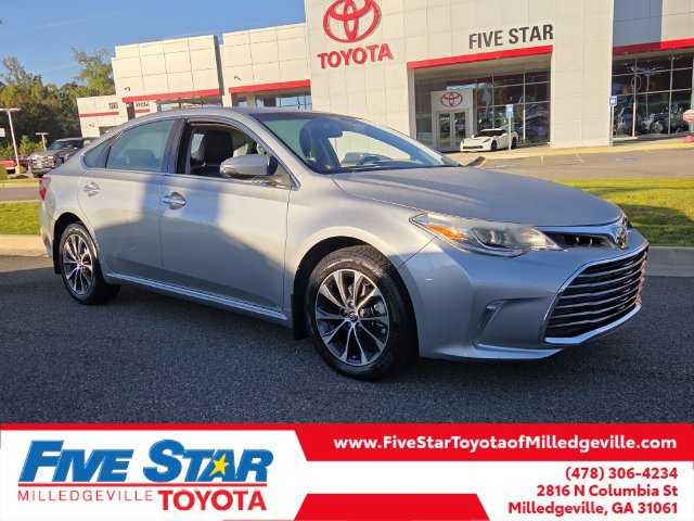 Used 2017 Toyota Avalon XLE FWD image 1