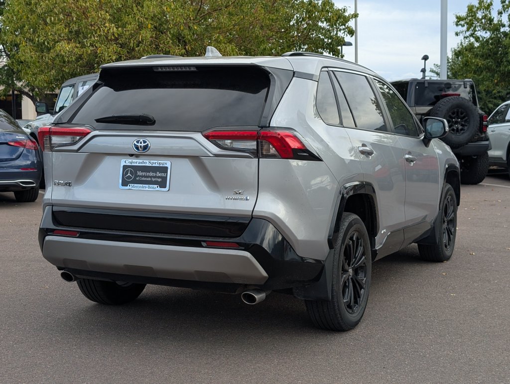 Used 2024 Toyota RAV4 SE AWD/4WD image 5