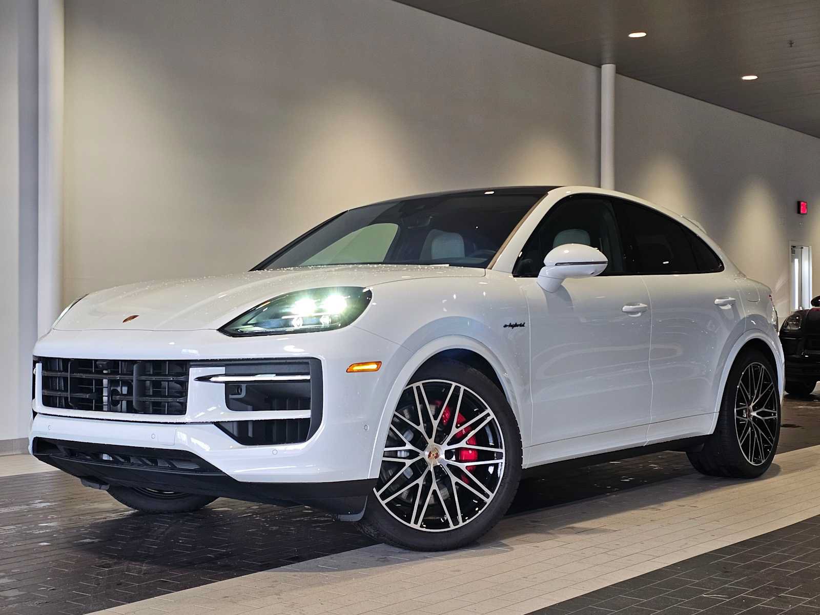 New 2025 Porsche Cayenne S AWD/4WD image 1
