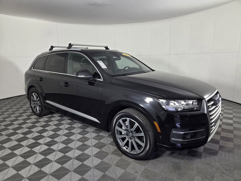 Used 2019 Audi Q7 3.0T Premium Plus w/ Premium Plus Package image 2