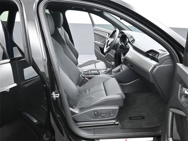 Certified 2025 Audi Q3 2.0T Premium w/ Convenience Package image 36