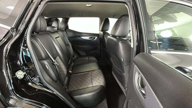Used 2020 Nissan Rogue Sport SV w/ Technology Package AWD/4WD image 29