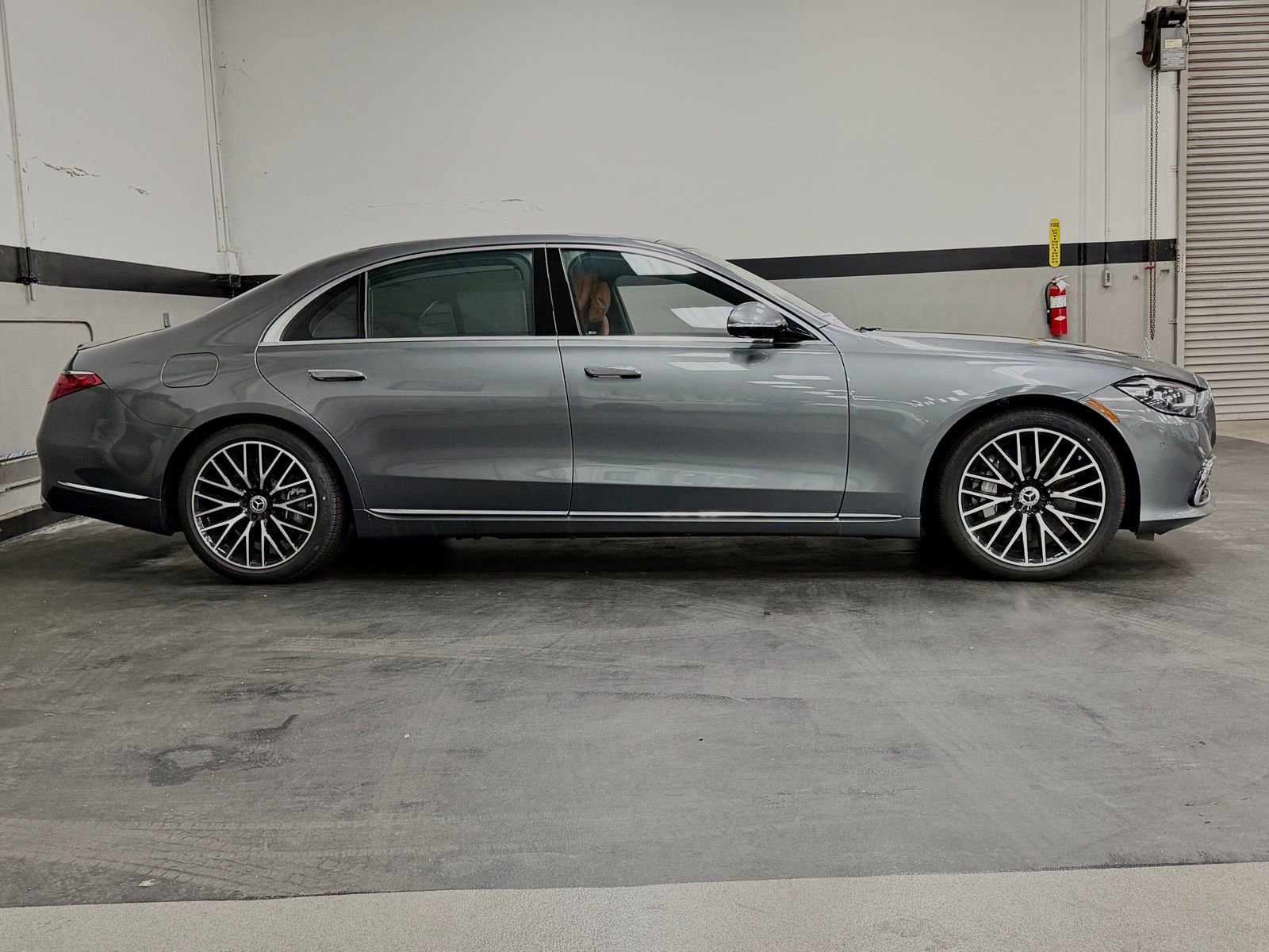 Used 2024 Mercedes-Benz S 580 4MATIC Sedan image 5