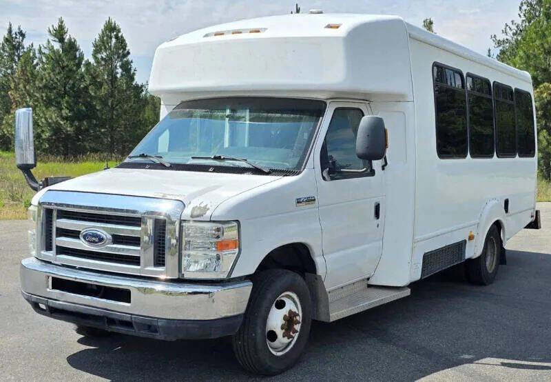 Used 2011 Ford E-450 and Econoline 450 Super Duty w/ Shuttle Bus Prep Pkg