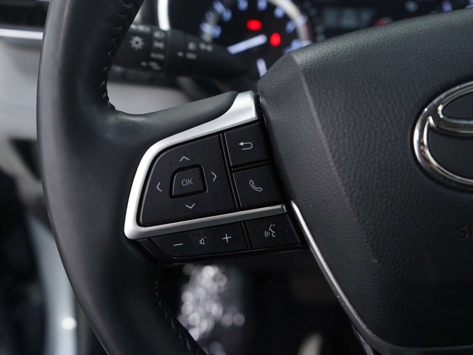 Used 2022 Toyota Highlander Platinum image 29