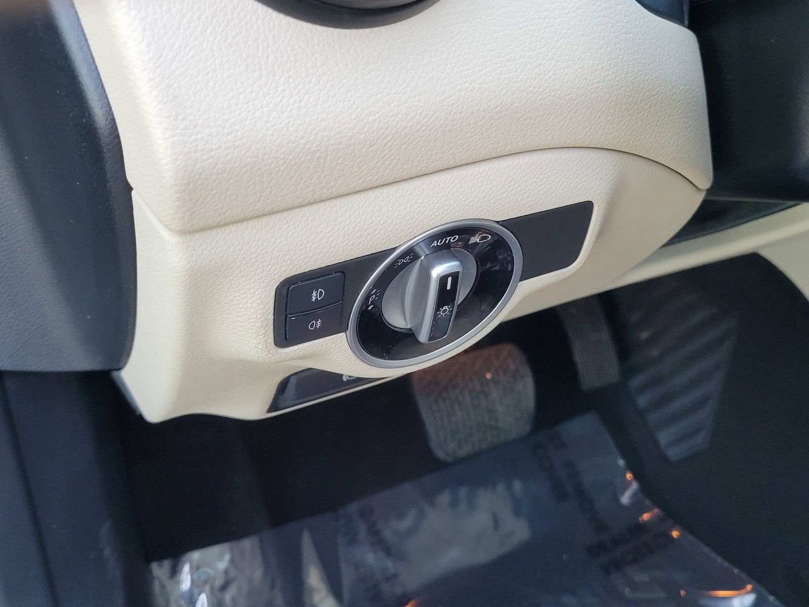 Used 2015 Mercedes-Benz GLA 250 4MATIC image 18