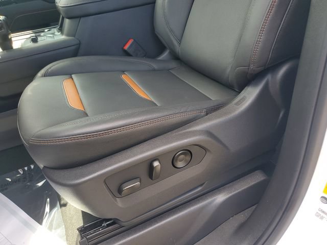 Used 2026 GMC Sierra 1500 AT4 w/ AT4 Premium Package AWD/4WD image 19