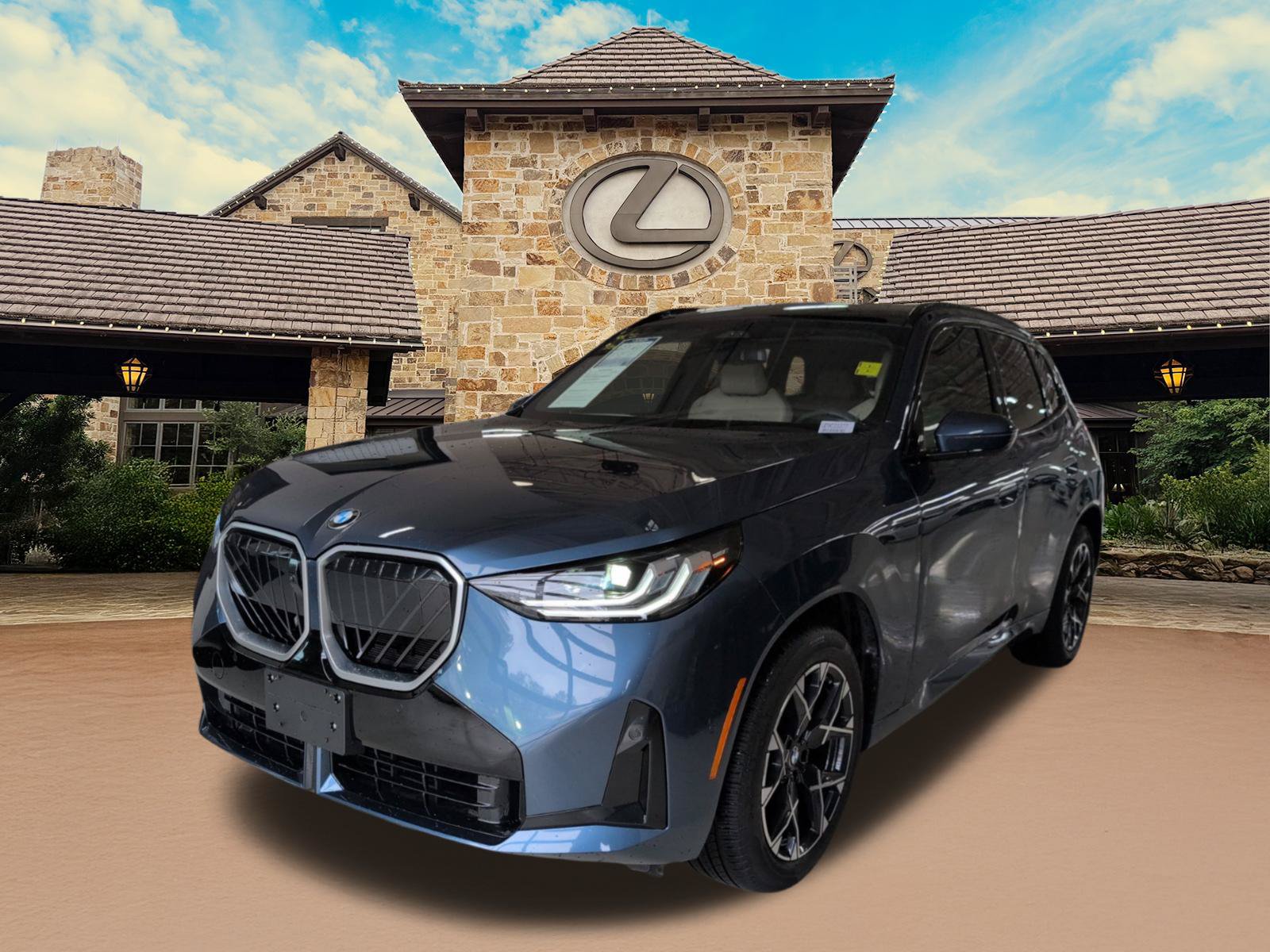 Used 2025 BMW X3 xDrive30i w/ Premium Package AWD/4WD image 4