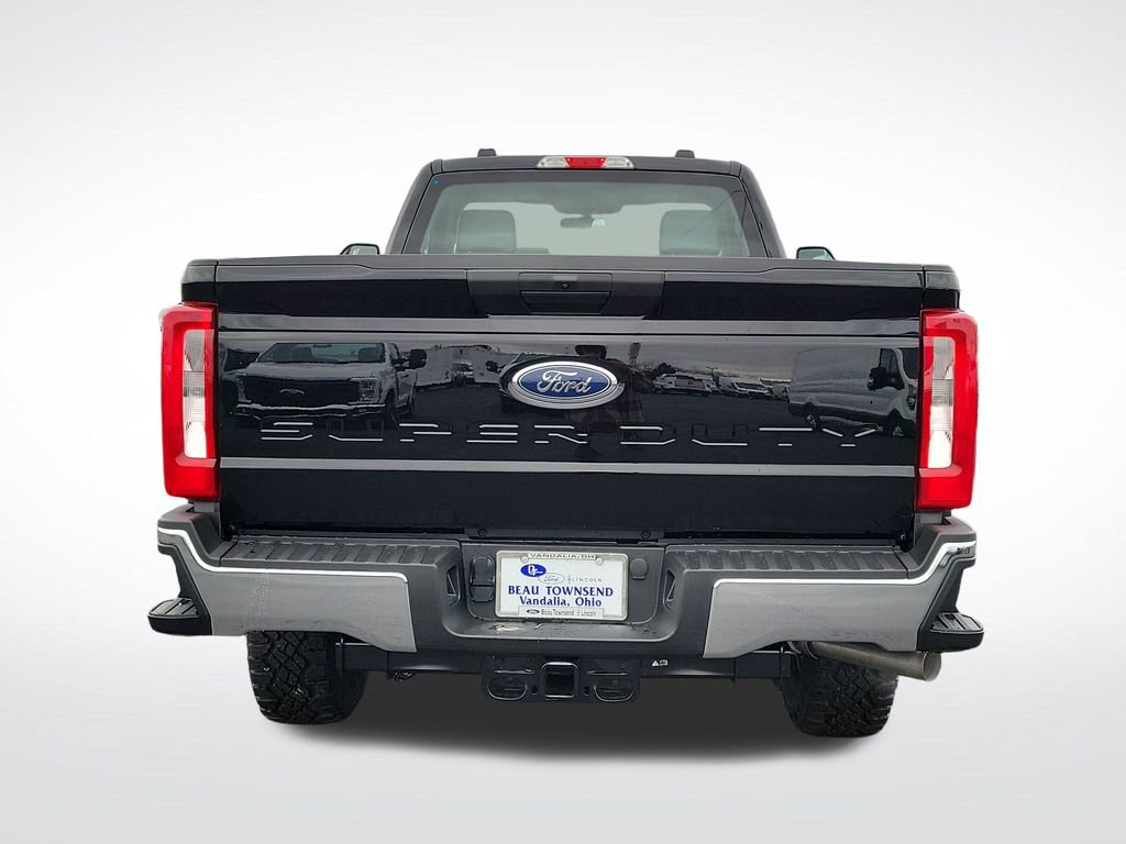 New 2026 Ford F250 XL w/ XL Off-Road Package image 7