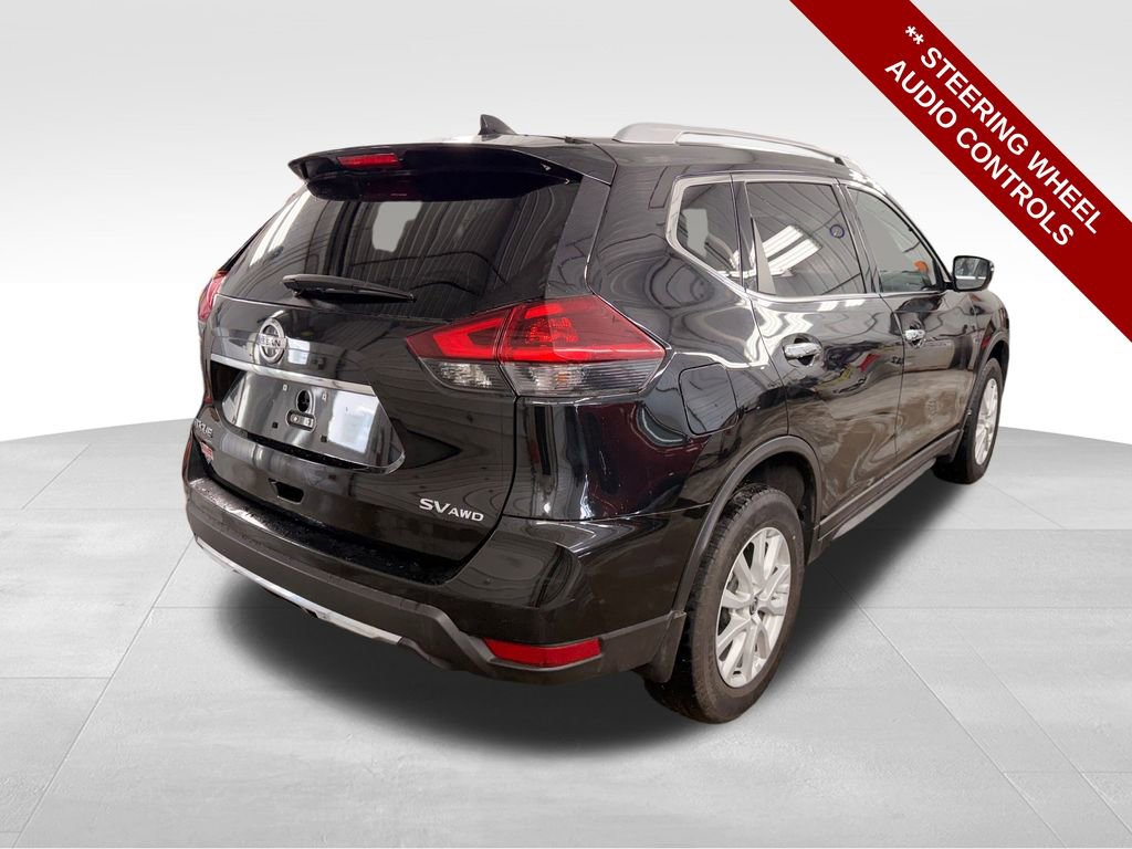 Used 2020 Nissan Rogue SV image 11