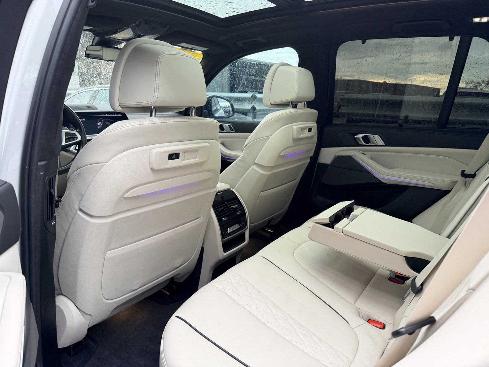 Used 2020 BMW X5 M50i w/ Executive Package image 4