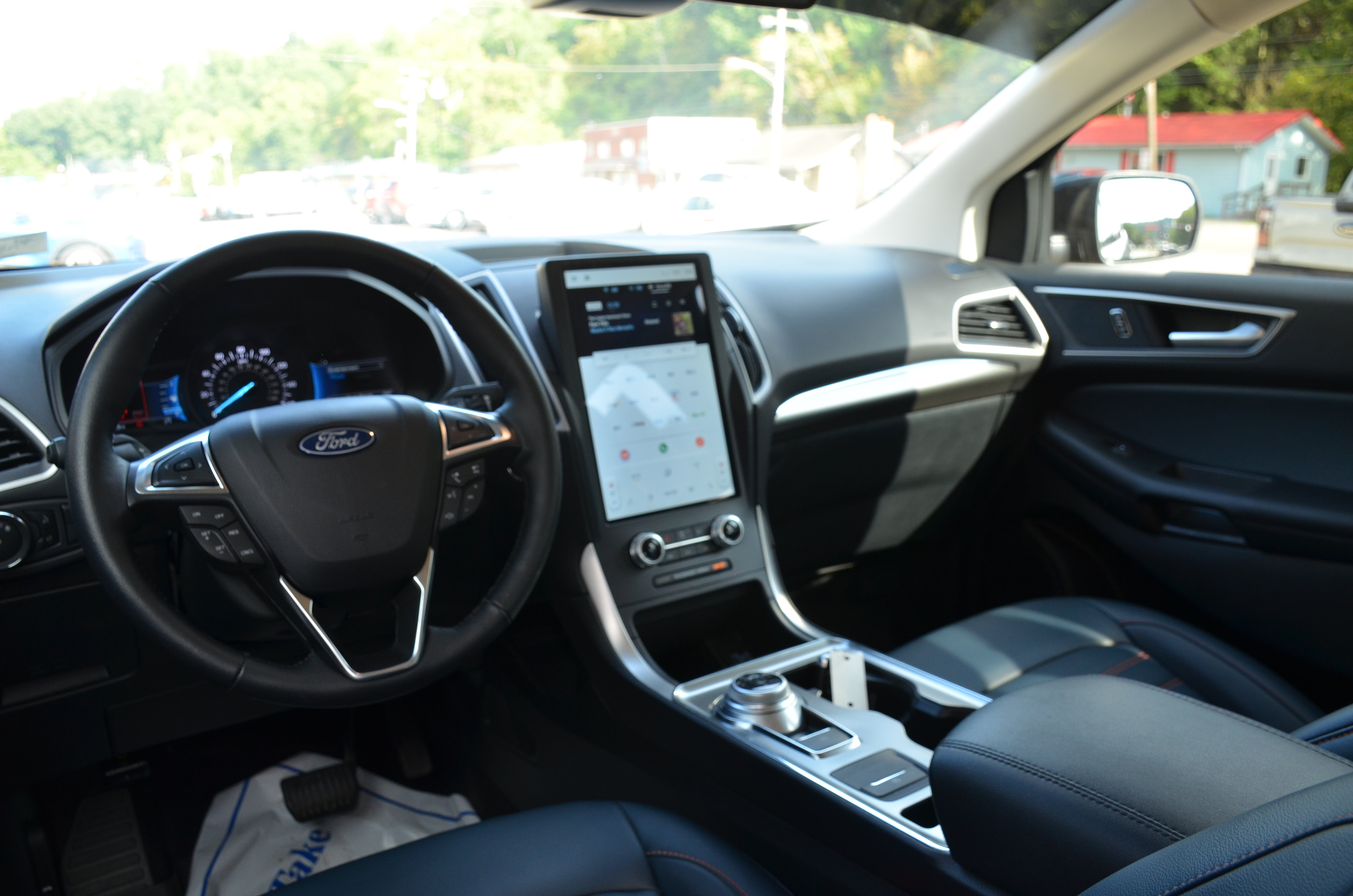 Used 2023 Ford Edge SEL w/ Sport Appearance Package AWD/4WD image 44