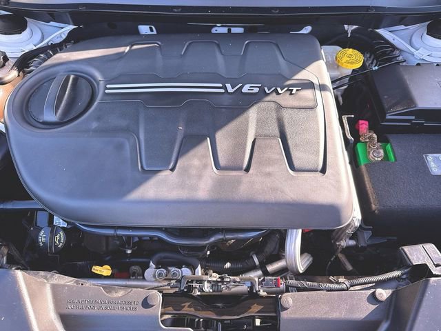 Used 2017 Jeep Cherokee Latitude w/ Safety/Convenience Group image 27