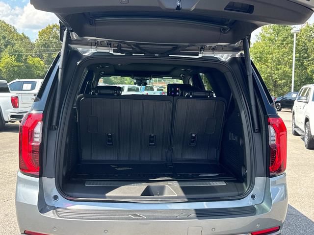 Used 2025 GMC Yukon AT4 Ultimate w/ LPO, Floor Liner Package AWD/4WD image 13