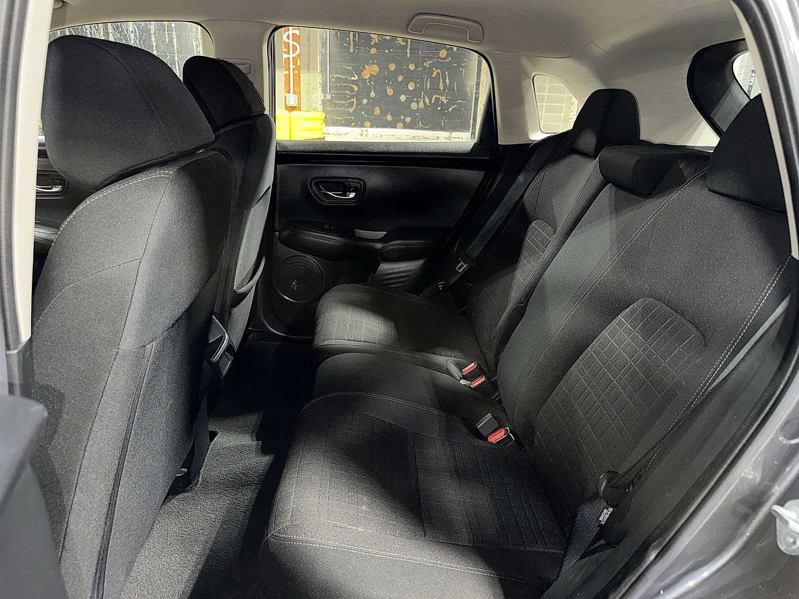 Used 2023 Honda HR-V LX image 17