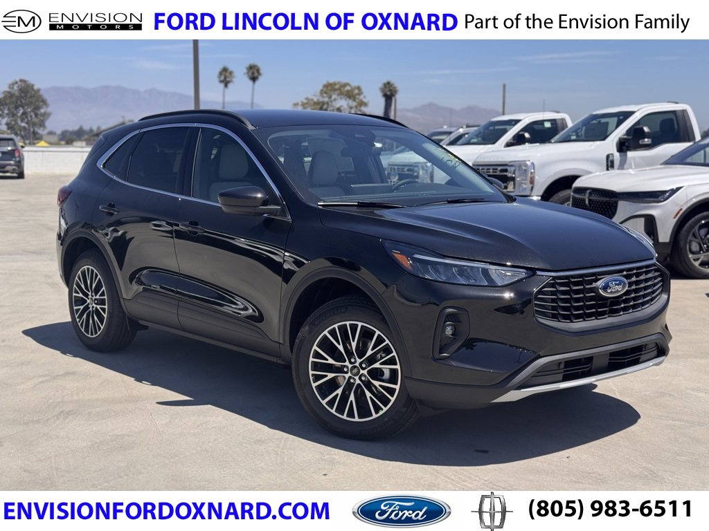New 2025 Ford Escape SE