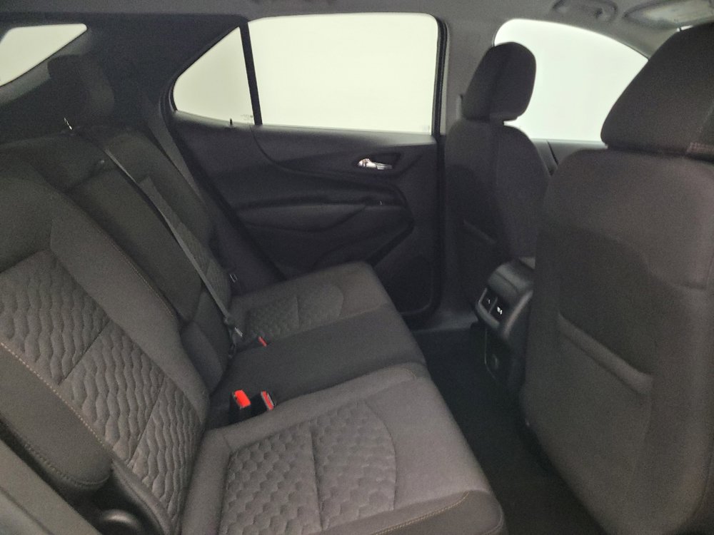Used 2018 Chevrolet Equinox LT FWD image 19