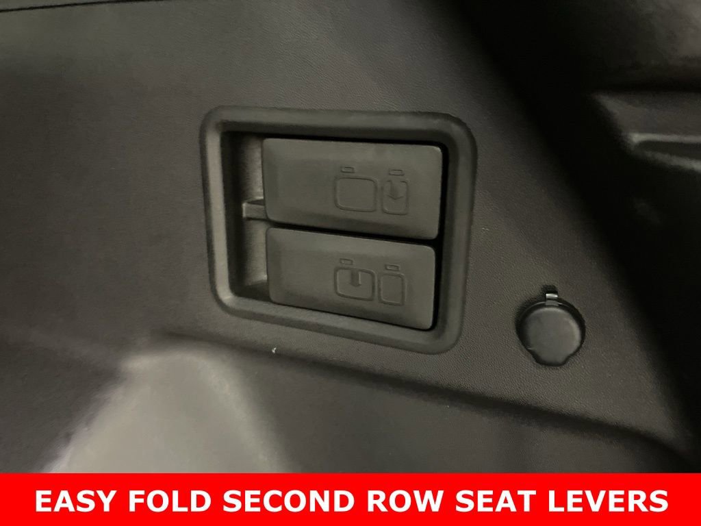 Used 2024 Chevrolet Equinox LT image 36