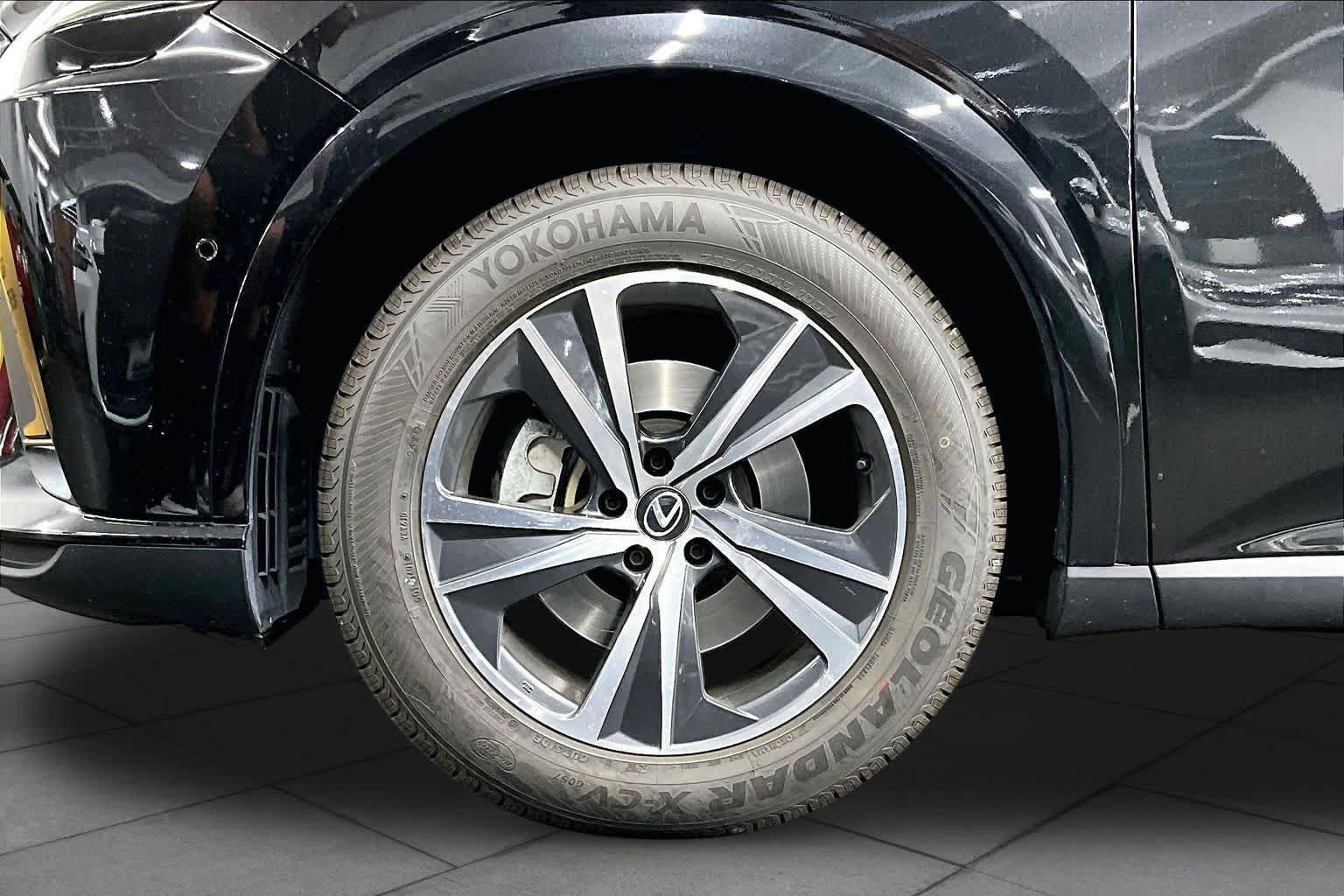Used 2023 Lexus RX 350 Premium w/ Accessory Package (Z1) FWD image 10