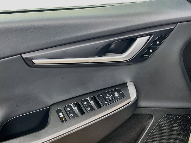 Certified 2024 Kia EV6 Light RWD image 18