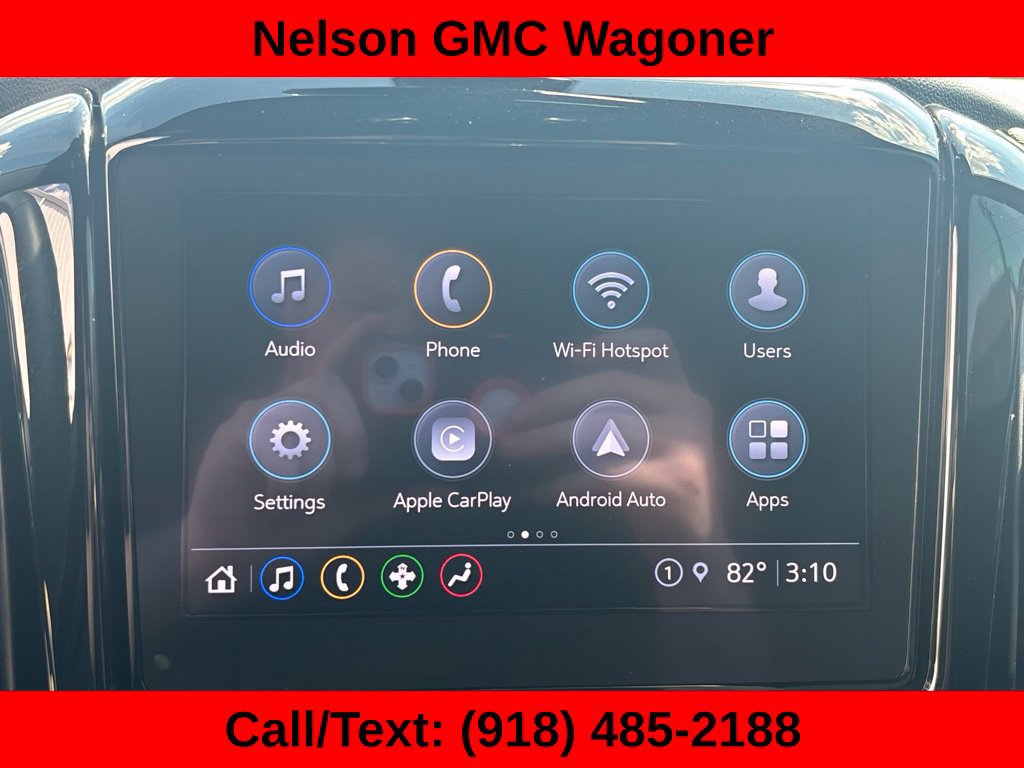 Used 2022 Chevrolet Traverse LT FWD image 23