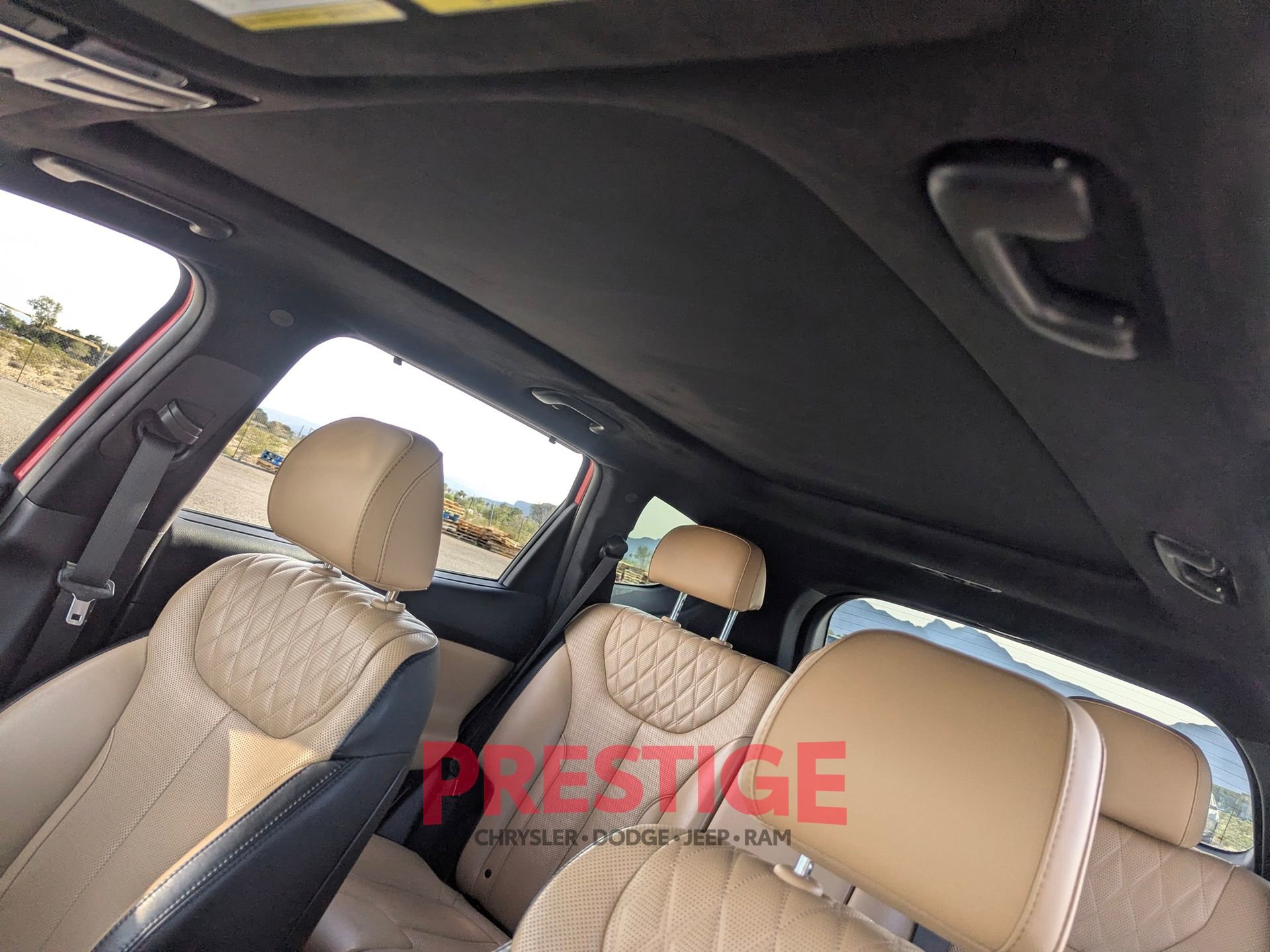 Used 2023 Hyundai Santa Fe Calligraphy w/ Cargo Package image 28