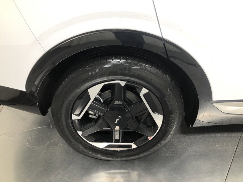 New 2026 Kia Sportage SX image 10