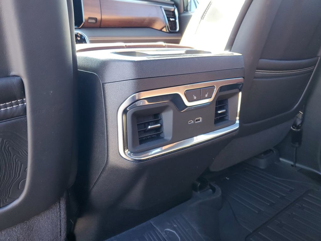 Used 2025 GMC Sierra 1500 Denali Ultimate image 32
